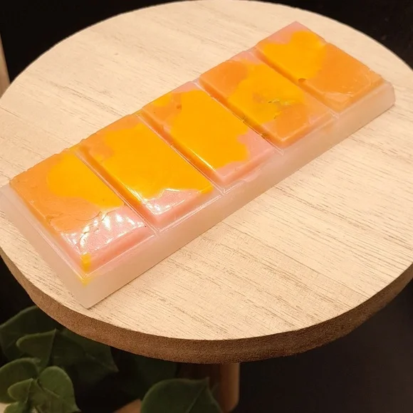 Tropical Punch Handmade Wax Melts, Pack Of 2 Bars - Picture 4 of 5